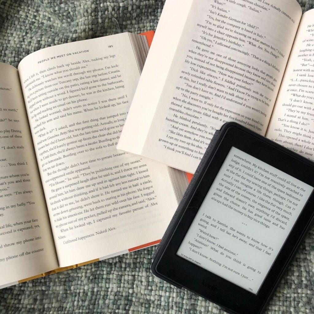 Why Reading Multiple Books at a Time is Actually Helpful - Cozy